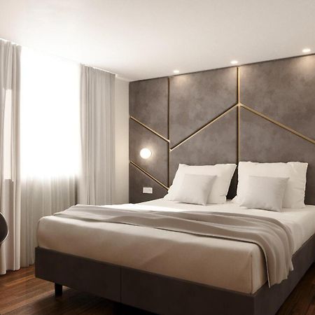 Home At Rome Luxury Navona Suites Zewnętrze zdjęcie