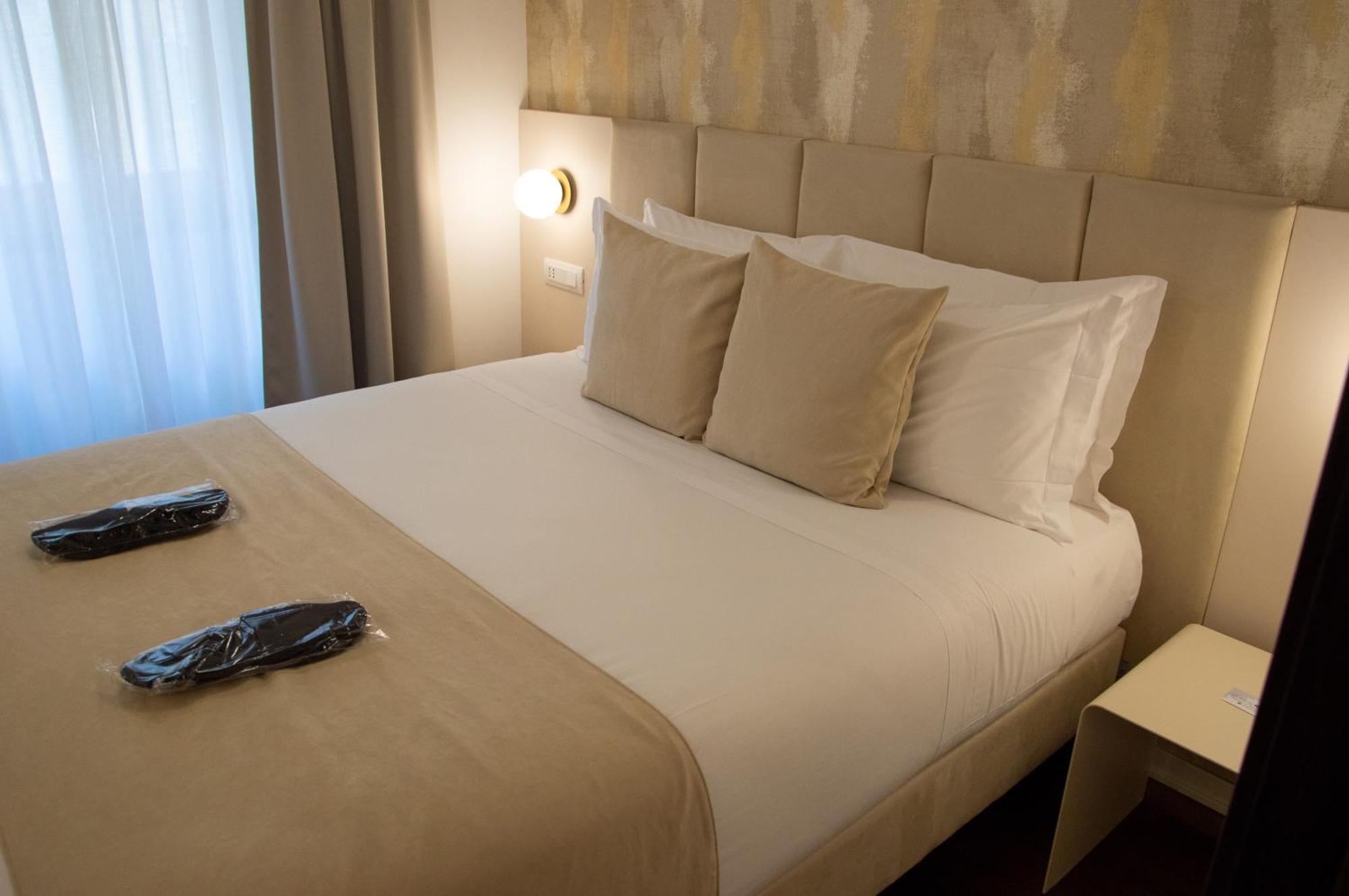 Home At Rome Luxury Navona Suites Zewnętrze zdjęcie