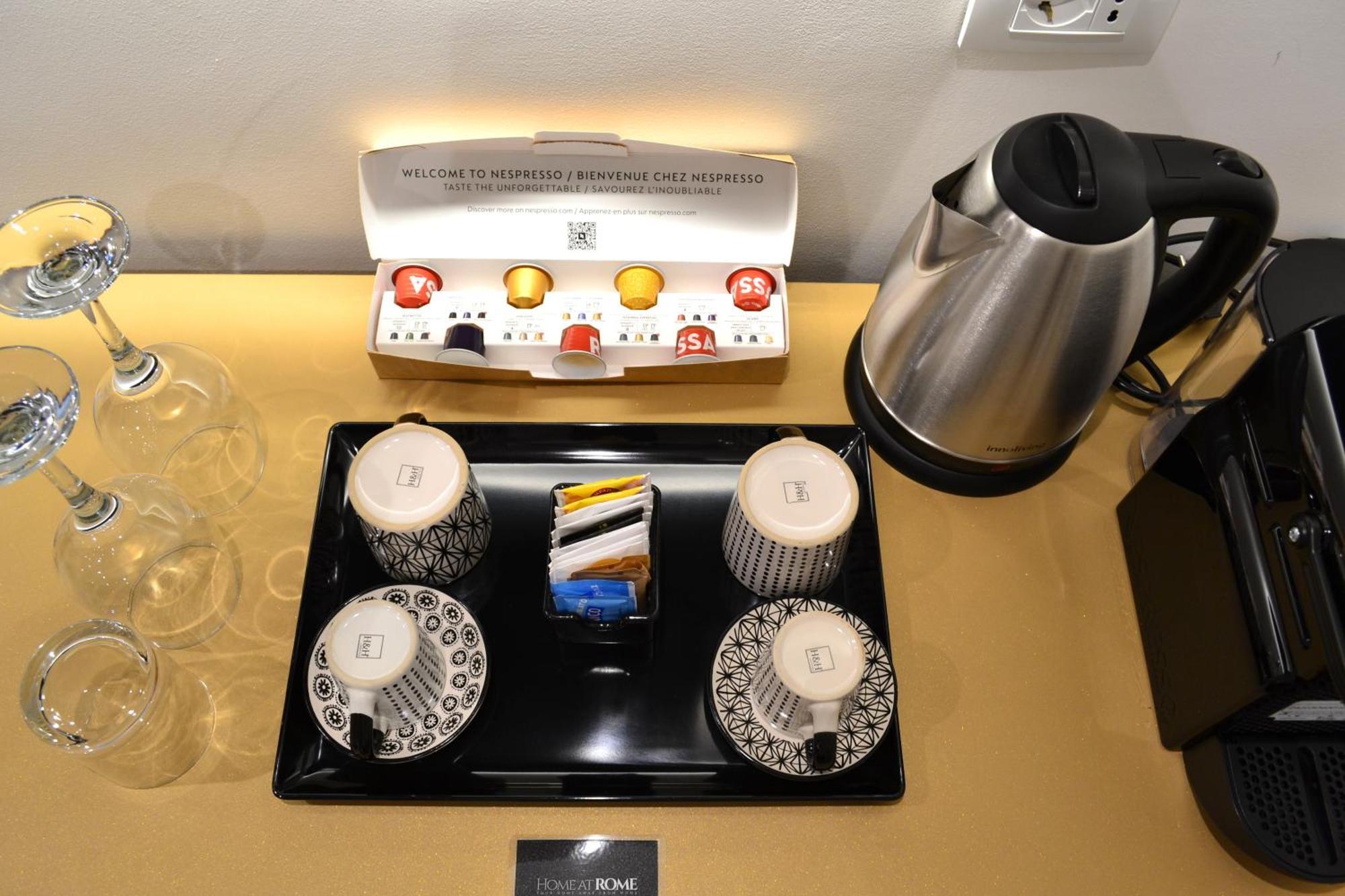 Home At Rome Luxury Navona Suites Zewnętrze zdjęcie